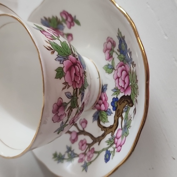Vintage Colclough Fine Bone China Cup and Saucer Made in England - Picture 6 of 8